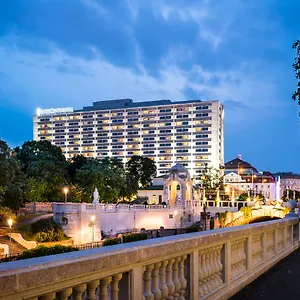 Intercontinental By Ihg Otel