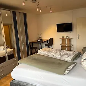 Apartment Einzimmerwohnung Im Gruenen/innsbruck/2 Pax Innsbruck