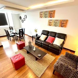 Apartamento De Lujo En La Carolina 